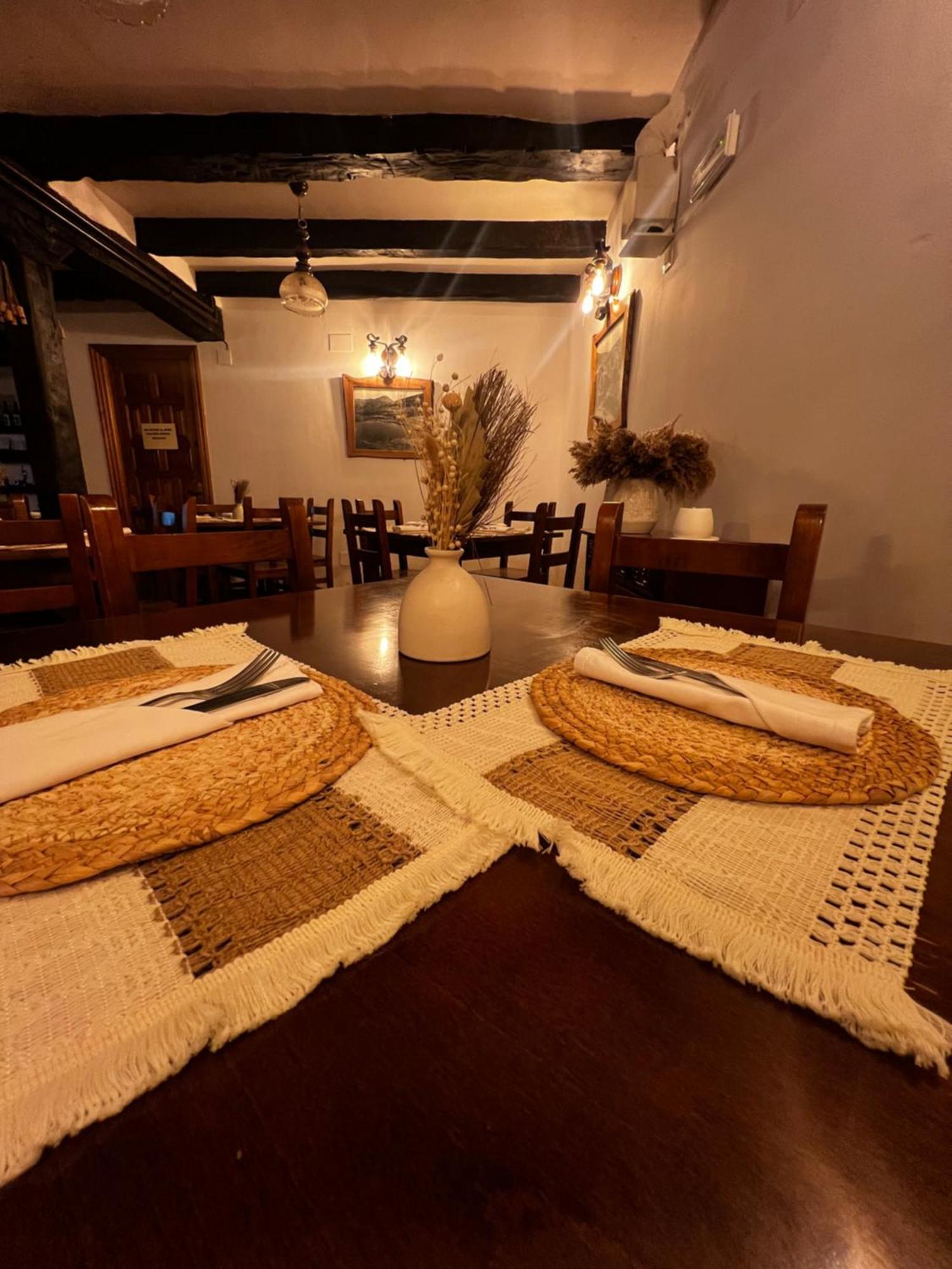 Hotel Rural El Sestil Dobres Exterior photo